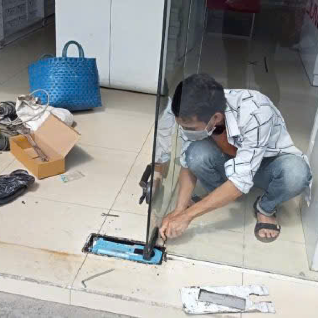 Sửa Chữa Cửa Kính 